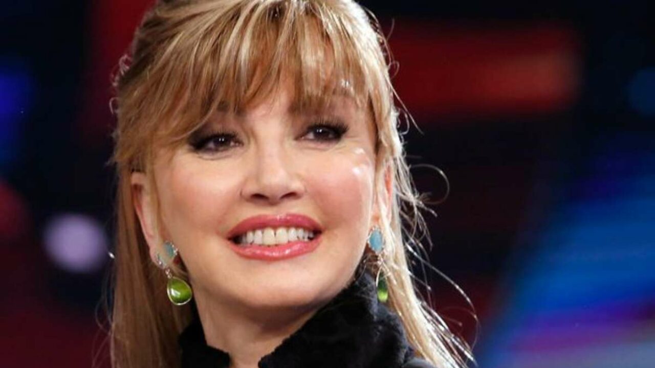 milly carlucci chi e e quanto guadagna la regina di ballando con le stelle